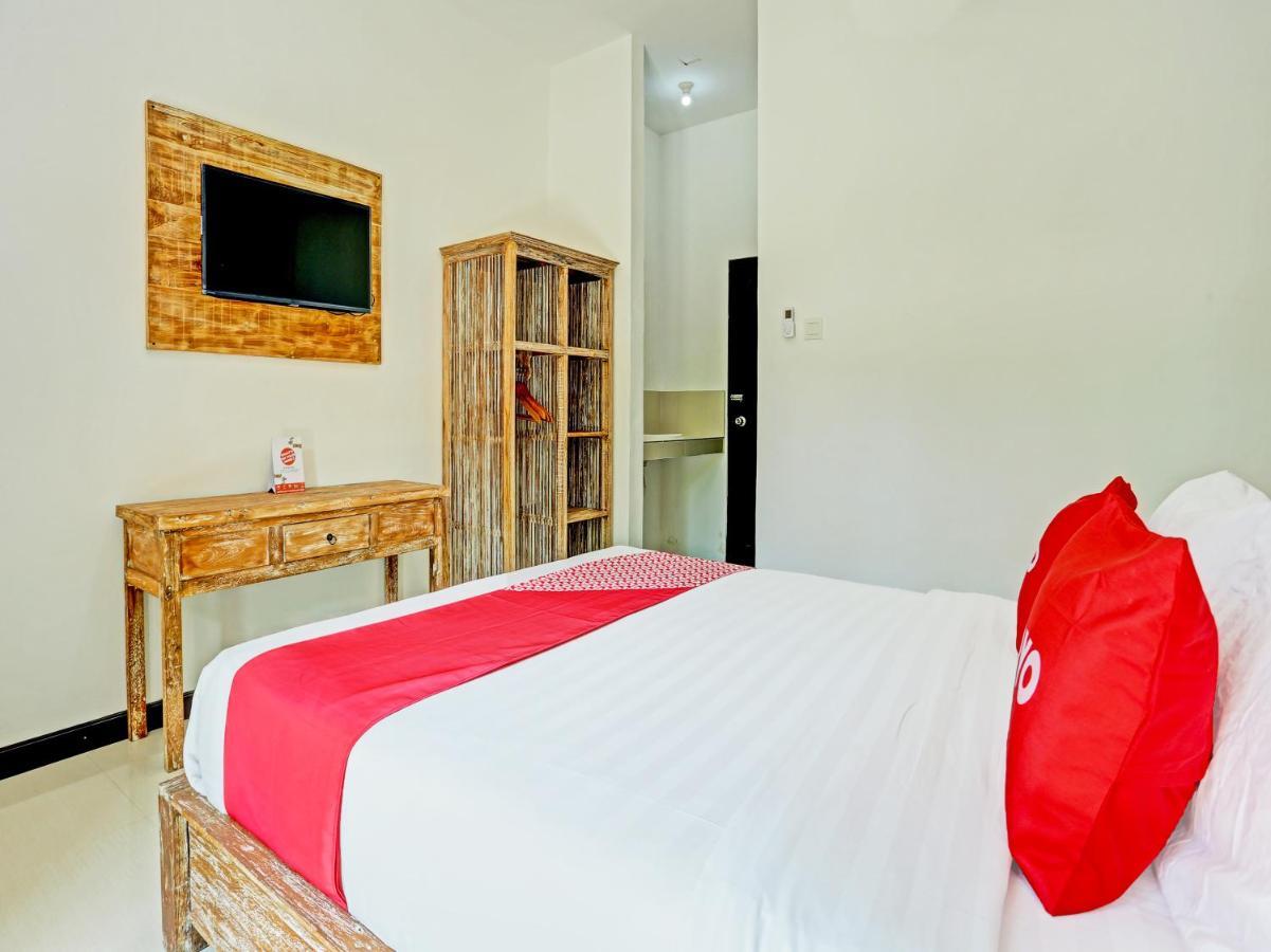 Oyo 91123 Madhava 108 Hotel Ungasan Екстериор снимка