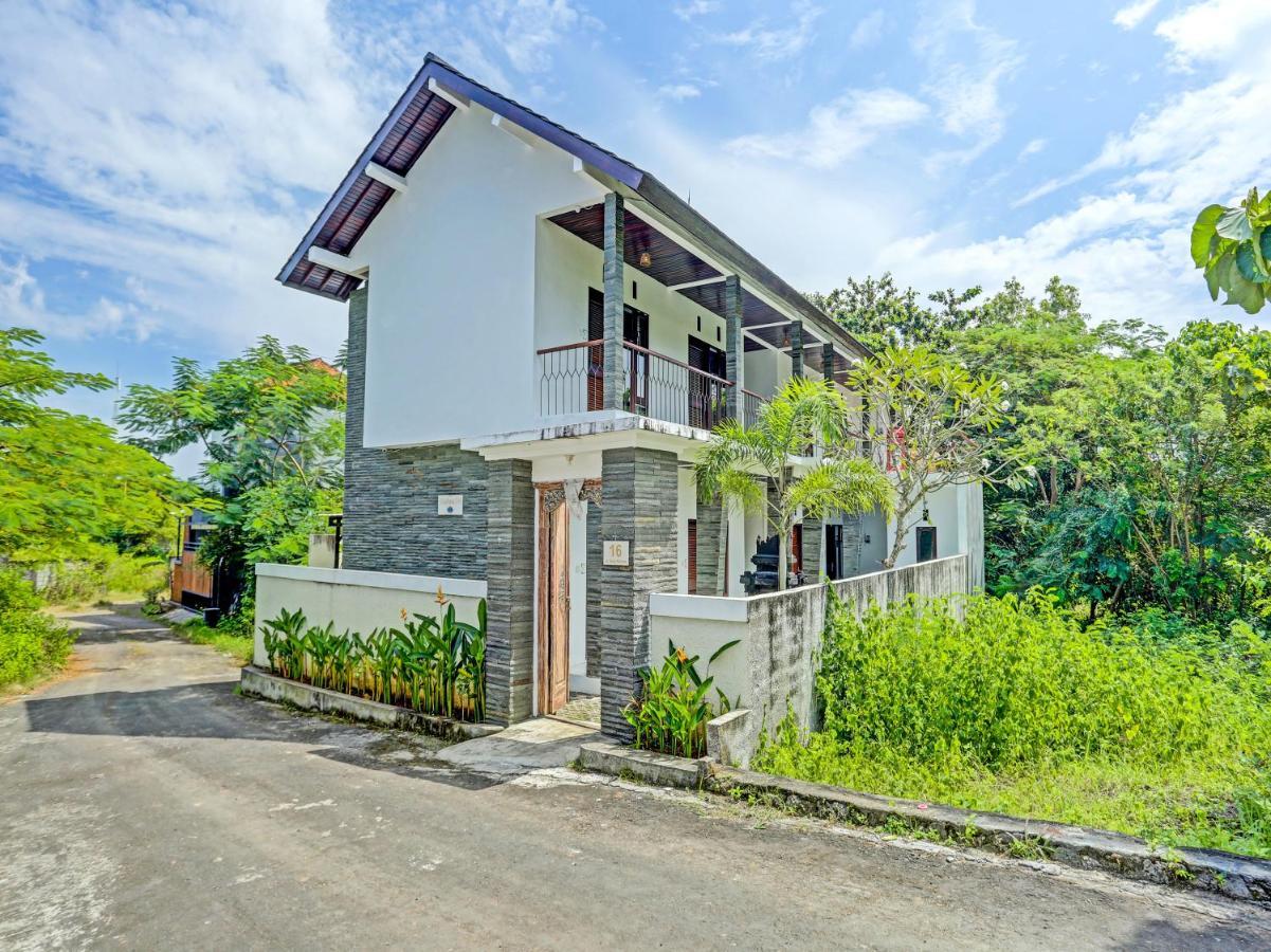 Oyo 91123 Madhava 108 Hotel Ungasan Екстериор снимка